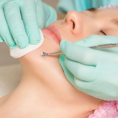 facial with skin extractions near me milwaukee